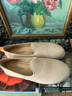 CHARIX Beige Slip-On Flats for Women